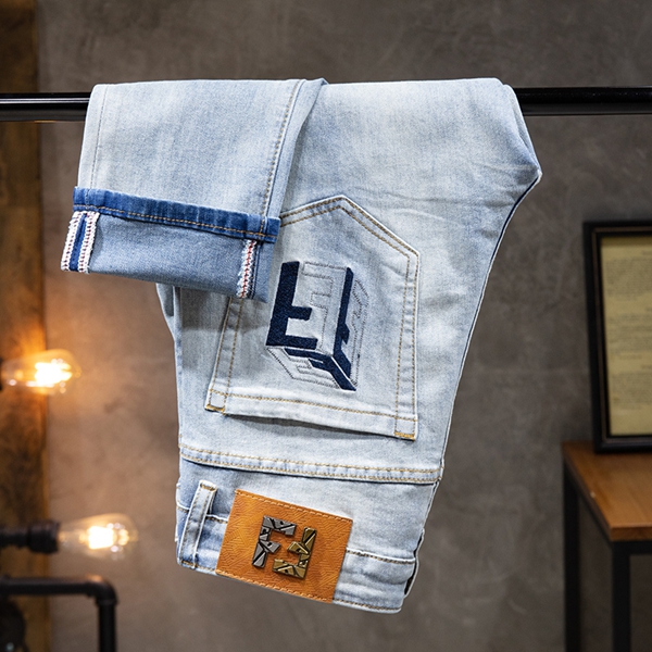 ブランドジーンズ角部分ディテール